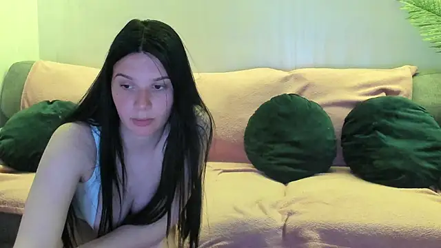 Amber Sinclair online show from 04.30.26