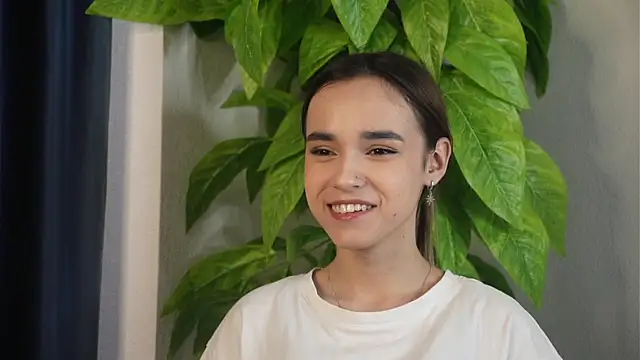 BethanyHitzler online show from 05.03.26