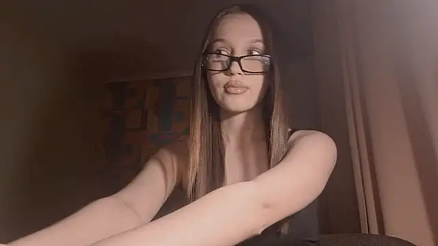 Katrinethequeen online show from 05.10.26