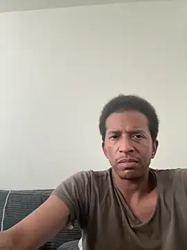 Snapshot of Ooohtoolee chatting on 05.19.26 Ooohtoolee online show from 05.19.26
