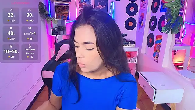 Snapshot of Duulce_mia chatting on 07.22.26 Duulce mia online show from 07.22.26