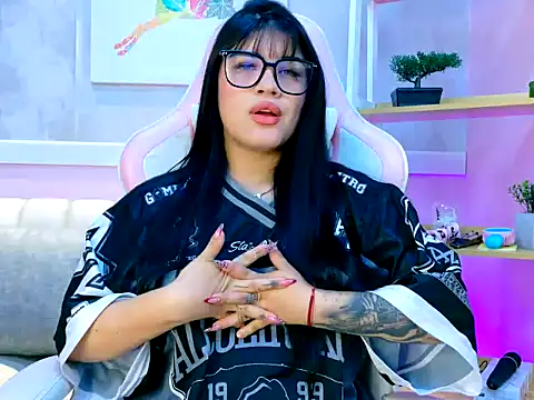 MeghanRoosee online show from 05.03.26