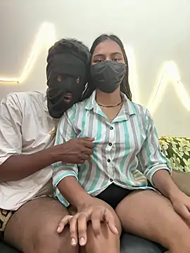MUSKANHOTCOUPLE online show from 05.11.26