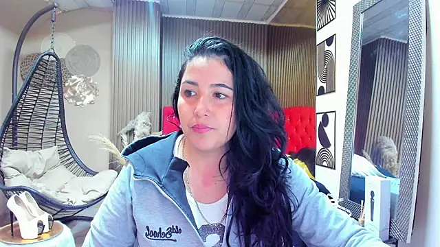 Snapshot of BBWLuxuryMuse chatting on 07.28.26 BBWLuxuryMuse online show from 07.28.26