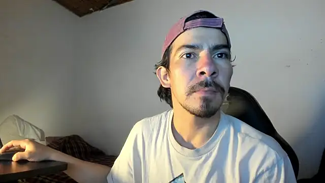 Snapshot of Piter_Drako chatting on 07.24.26 Piter Drako online show from 07.24.26
