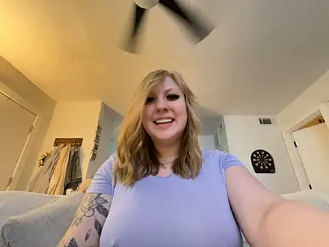 blonde  baby online show from 05.13.26