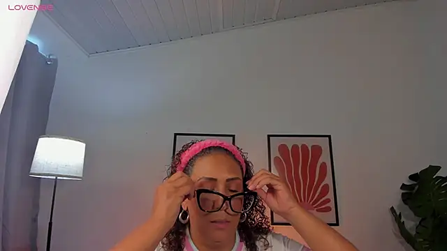 Eva-Millss online show from 06.19.26