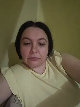 EmmaEmmy40 online show from 05.12.26