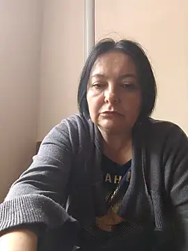 EmmaEmmy40 online show from 06.12.26