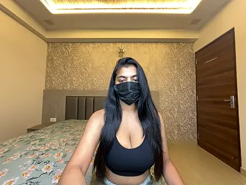 Miss Heer online show from 07.18.26