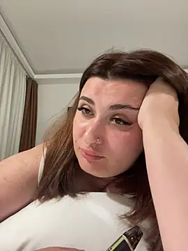 AureTease online show from 06.20.26