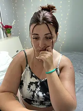 AureTease online show from 07.06.26
