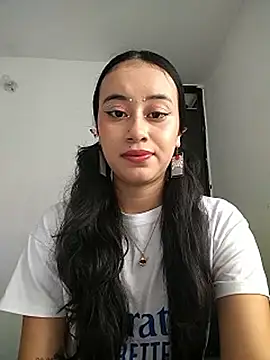 L0lita Emi12 online show from 06.30.26