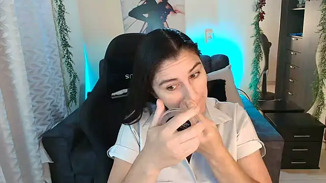 LUCYMILF SEXY online show from 07.15.26