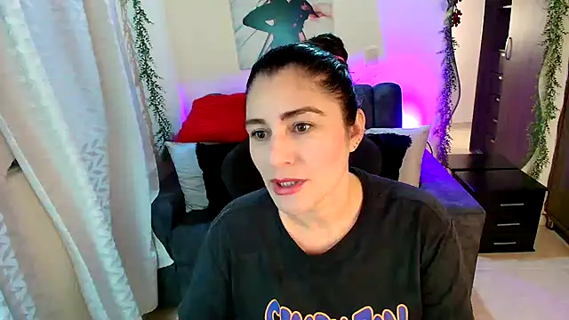 LUCYMILF SEXY online show from 07.25.26