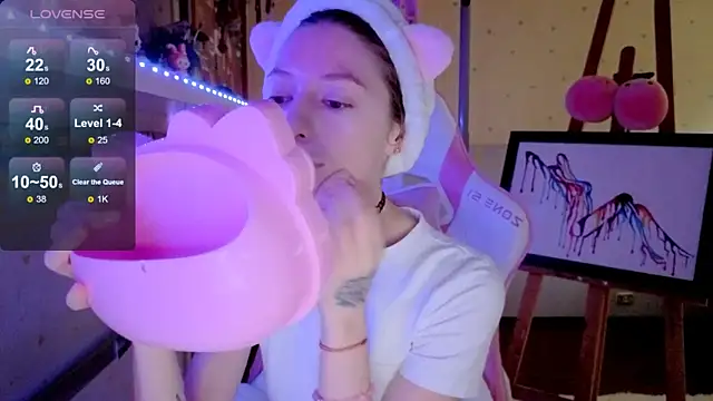 MiaMooonn online show from 06.24.26