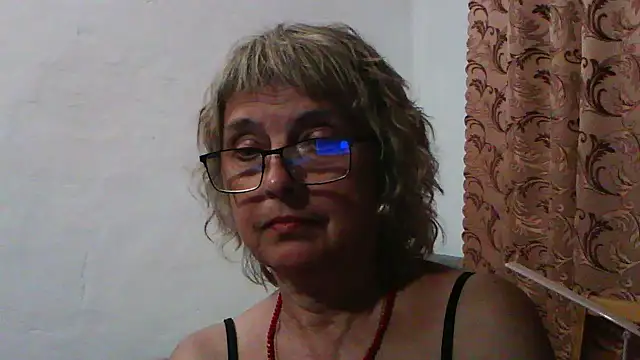 Snapshot of ElizabethGorden chatting on 07.16.26 ElizabethGorden online show from 07.16.26