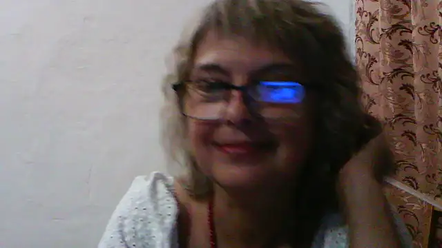 Snapshot of ElizabethGorden chatting on 07.28.26 ElizabethGorden online show from 07.28.26