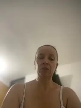 Soy Camila8 online show from 06.02.26