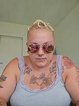 Lady Peggi online show from 07.08.26