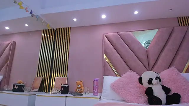 Anny bakers  online show from 07.29.26