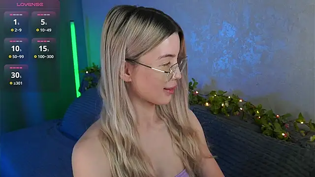 LindaThackerr online show from 06.28.26