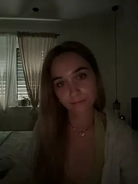 Snapshot of LillyStarr chatting on 06.25.26 LillyStarr online show from 06.25.26