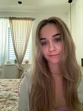 Snapshot of LillyStarr chatting on 07.04.26 LillyStarr online show from 07.04.26