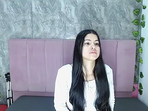 Alysrous Mar online show from 05.05.26