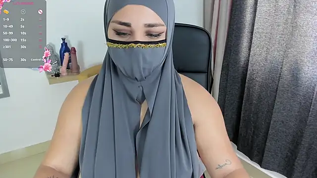 Snapshot of Salma_farouk chatting on 05.31.26 Salma farouk online show from 05.31.26
