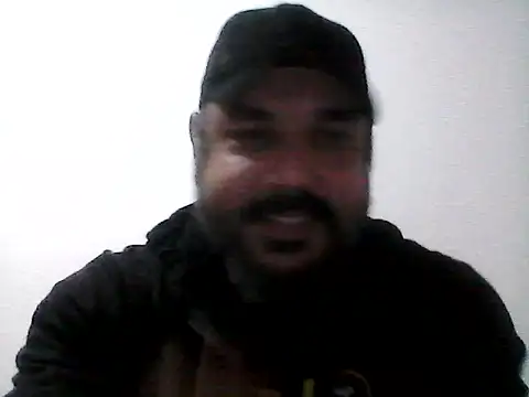 Snapshot of stallony chatting on 06.25.26 stallony online show from 06.25.26