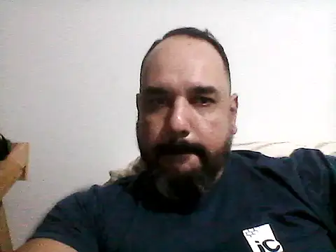 Snapshot of stallony chatting on 07.03.26 stallony online show from 07.03.26