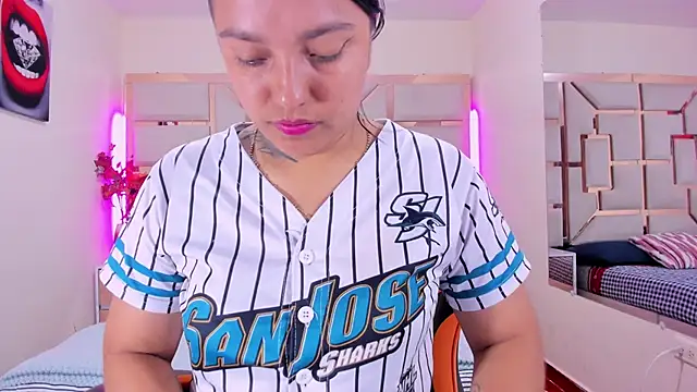Snapshot of haeily_ruiz chatting on 05.16.26 haeily ruiz online show from 05.16.26