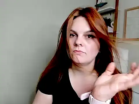 Snapshot of GingerKitten1 chatting on 06.22.26 GingerKitten1 online show from 06.22.26