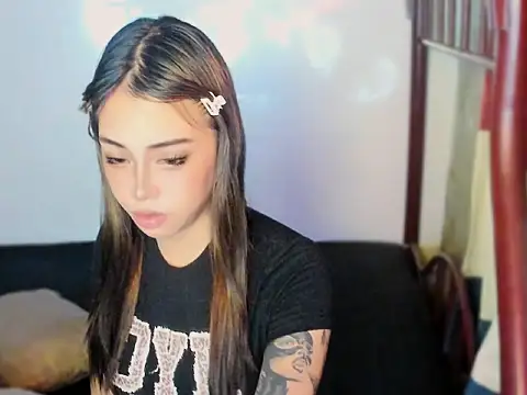 ArianaLore online show from 06.03.26