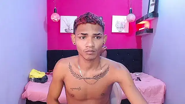 black twinks online show from 06.23.26