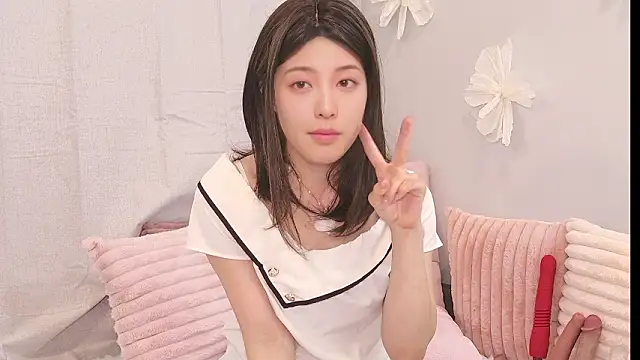 Snapshot of sakura-ch- chatting on 07.23.26 sakura-ch- online show from 07.23.26