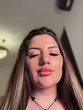 SophiePale online show from 06.04.26