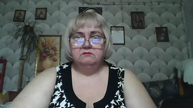 Snapshot of MarinaFarina53 chatting on 06.04.26 MarinaFarina53 online show from 06.04.26