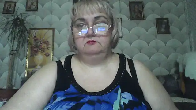 Snapshot of MarinaFarina53 chatting on 06.06.26 MarinaFarina53 online show from 06.06.26