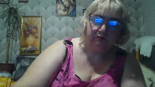Snapshot of MarinaFarina53 chatting on 06.07.26 MarinaFarina53 online show from 06.07.26