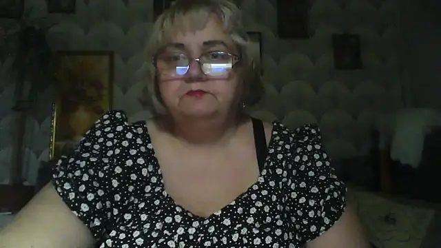 Snapshot of MarinaFarina53 chatting on 06.08.26 MarinaFarina53 online show from 06.08.26
