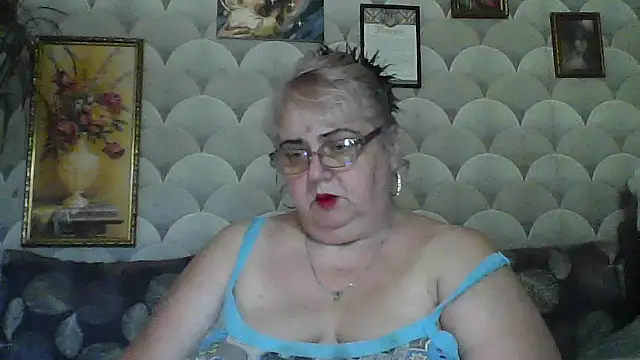 Snapshot of MarinaFarina53 chatting on 07.02.26 MarinaFarina53 online show from 07.02.26