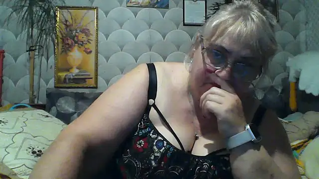 Snapshot of MarinaFarina53 chatting on 07.03.26 MarinaFarina53 online show from 07.03.26