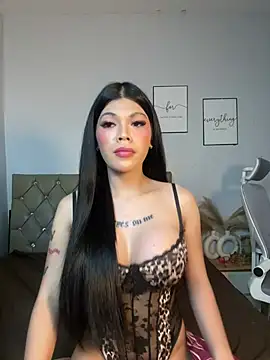 DanikaLovve online show from 06.27.26