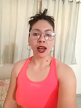Mia essence online show from 05.11.26
