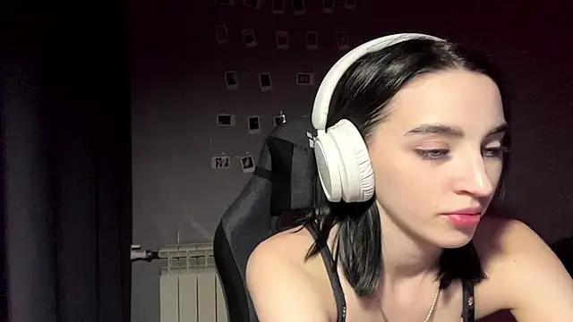 NightFoxxx online show from 06.05.26