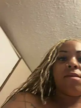 Missprettythang online show from 05.11.26