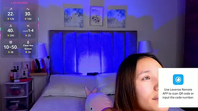 Victoria Hils online show from 06.06.26
