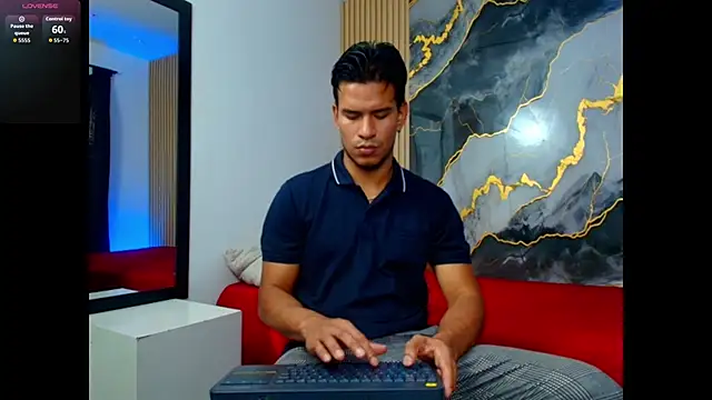 JacobWolf   online show from 06.04.26
